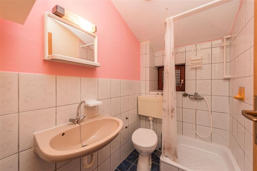 Apartment A3, for 5 persons