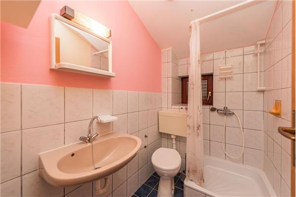 Apartment A3, for 5 persons