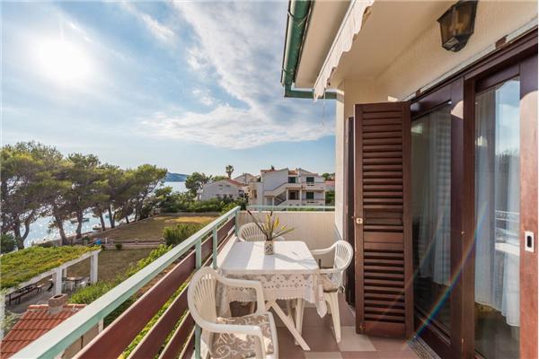 Apartment A4, for 6 persons