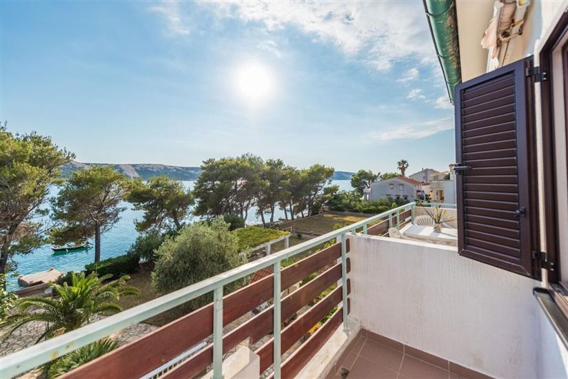 Apartment A4, for 6 persons