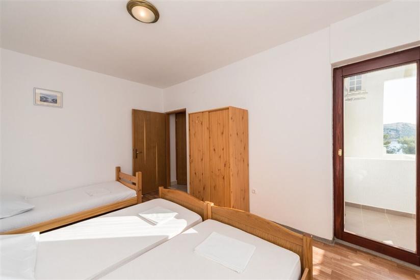 Apartment A4, for 6 persons