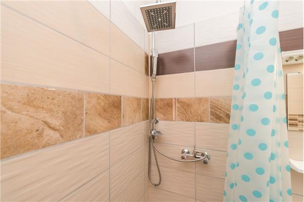 Apartment A4, for 6 persons