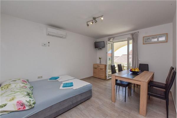 Apartment A2, for 4 persons
