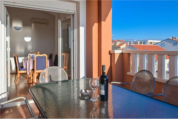 Lägenhet A3, för 6 personer