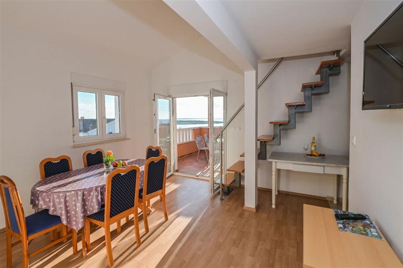 Lägenhet A3, för 6 personer