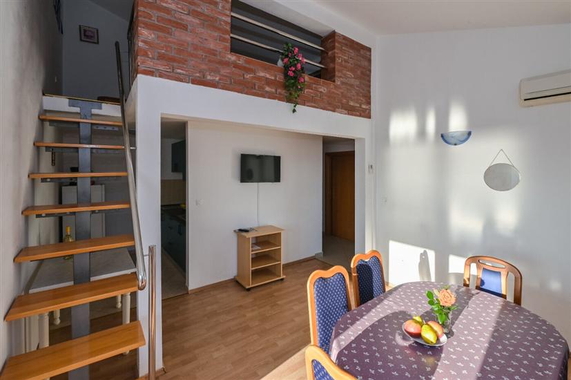 Lägenhet A3, för 6 personer