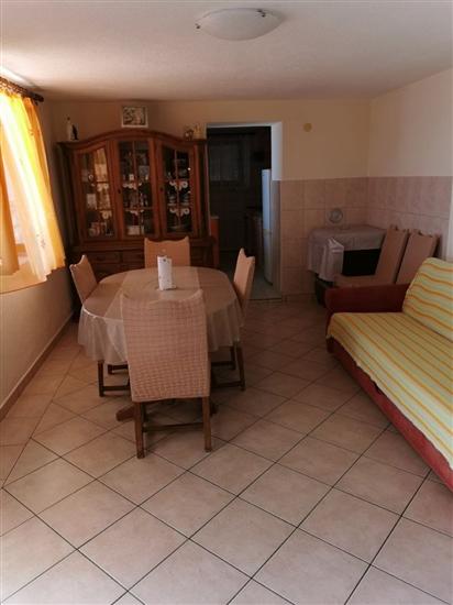 Apartment A5, for 4 persons