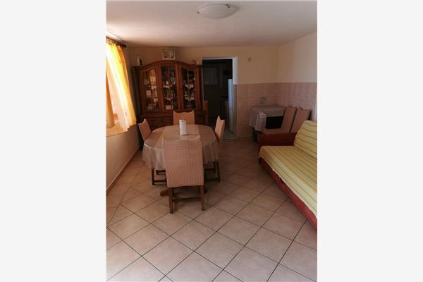Apartment A5, for 4 persons