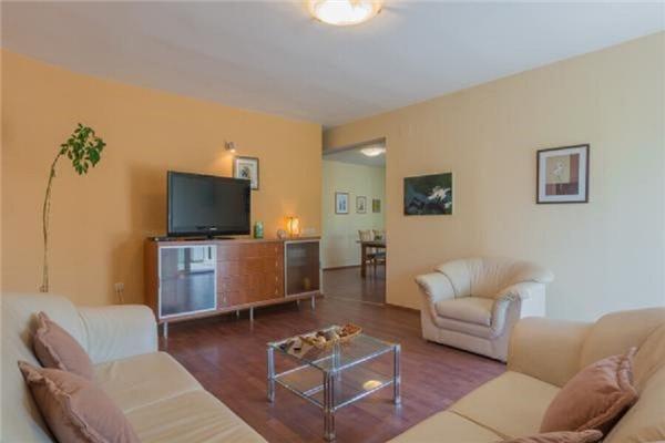 Apartment A1, for 5 persons