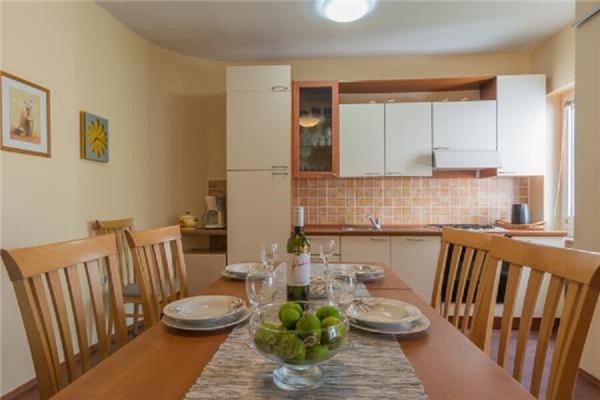 Apartment A1, for 5 persons