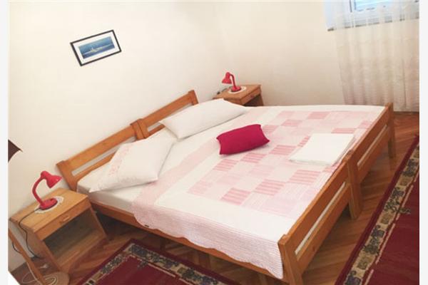 Apartment A4, for 4 persons