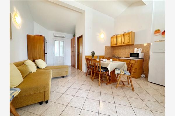 Apartment A1, for 4 persons