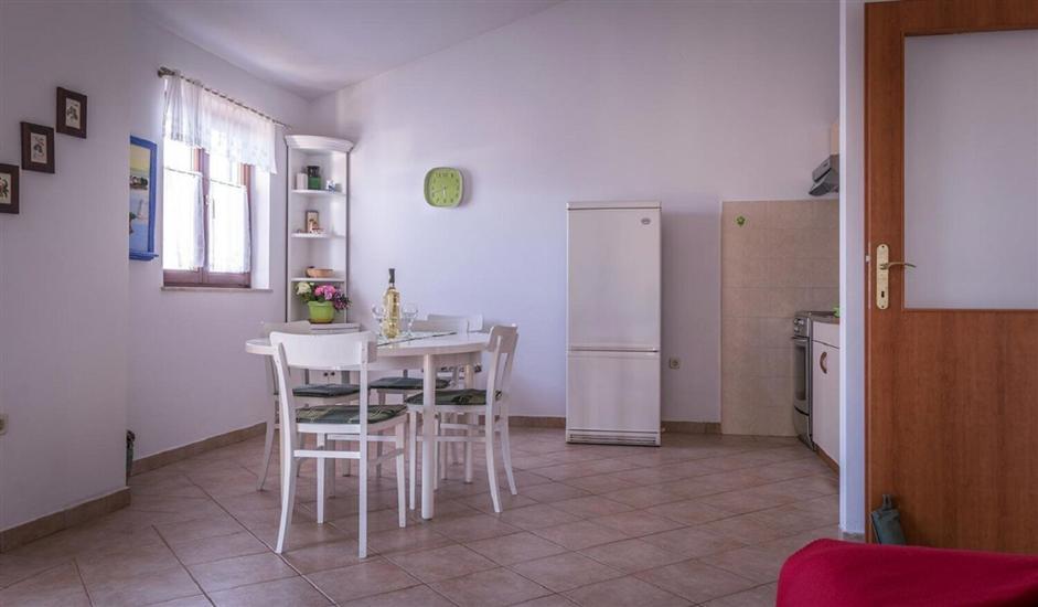 Apartment A1, for 5 persons