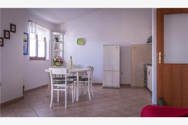 Apartment A1, for 5 persons