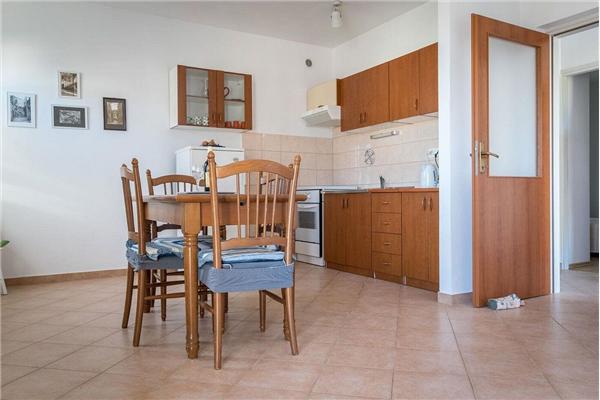 Apartment A2, for 5 persons