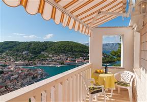 Apartment - Pucisca - island Brac