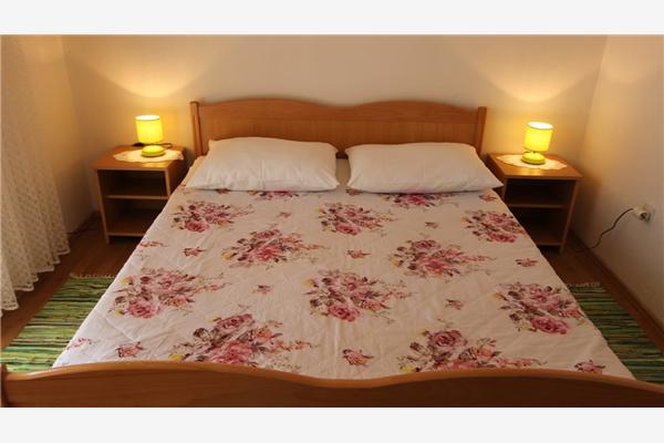 Apartment A2, for 6 persons