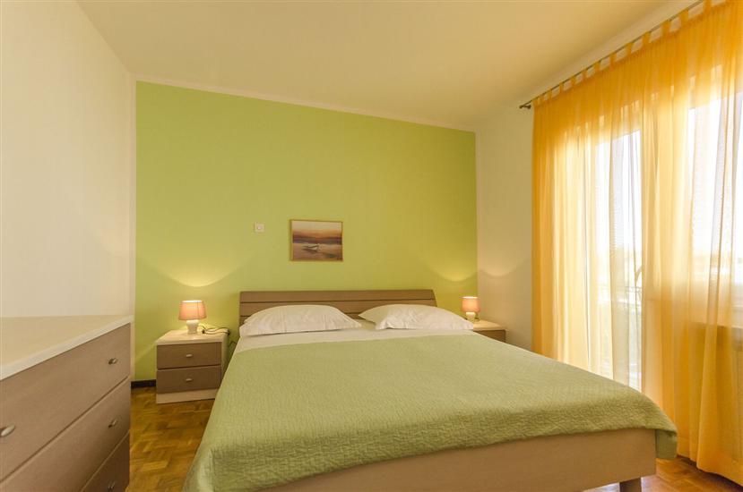 Apartment A2, for 5 persons