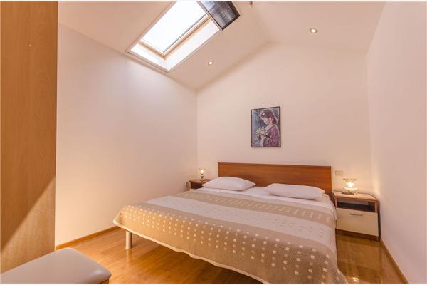 Apartment A2, for 5 persons