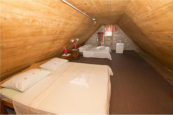 House K1, for 8 persons