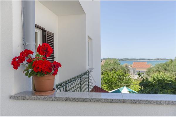 Apartment A2, for 5 persons