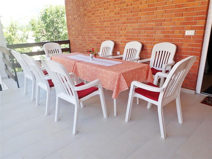 Apartman A2, na 5 osebe