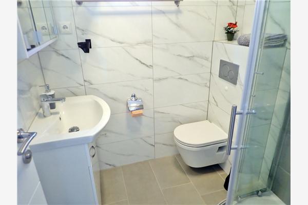 Apartman A2, na 5 osebe