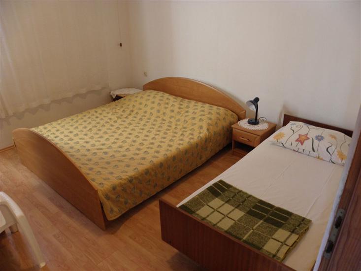 Apartment A7, for 6 persons