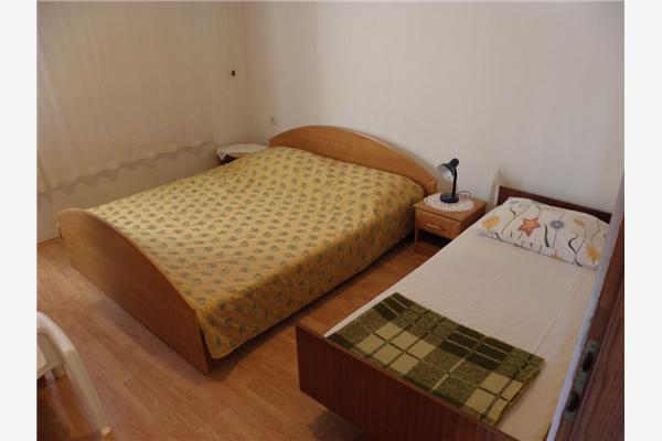 Apartment A7, for 6 persons