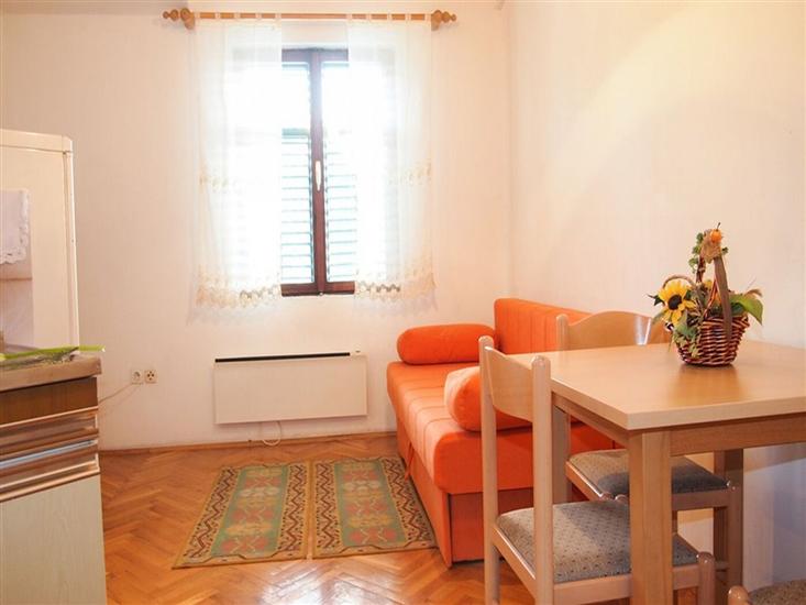 Apartment A2, for 3 persons