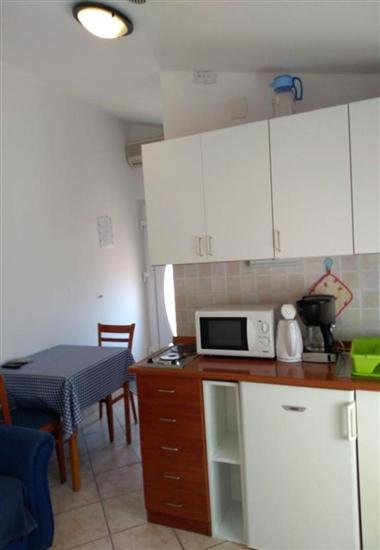 Apartment A5, for 2 persons