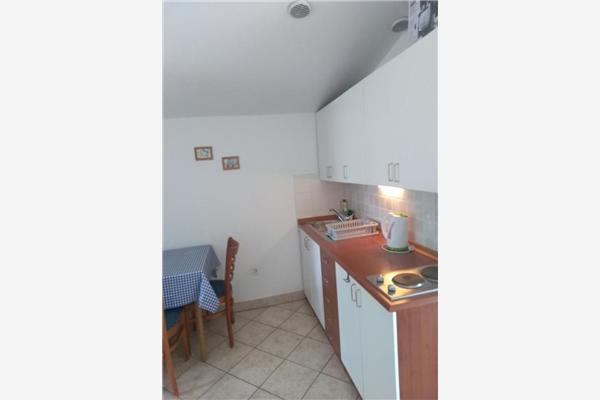 Apartment A4, for 4 persons