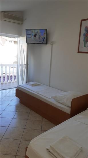 Apartment A4, for 4 persons