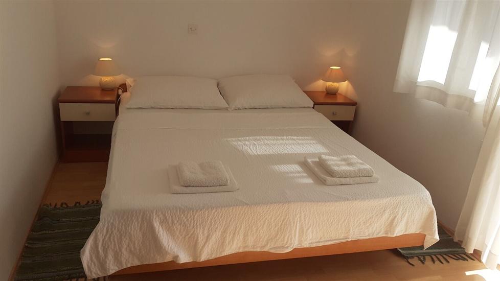 Apartment A4, for 4 persons