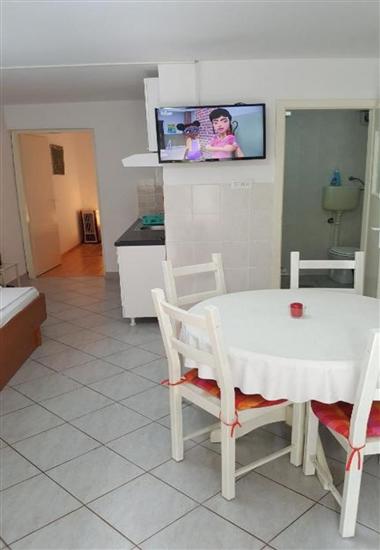 Apartment A2, for 4 persons