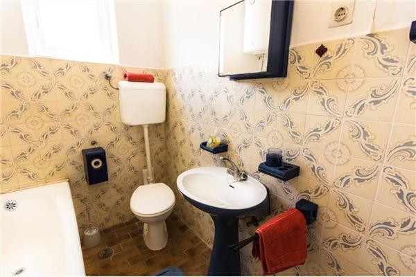 Apartment A1, for 5 persons