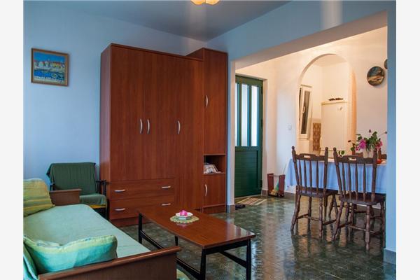 Apartment A1, for 5 persons