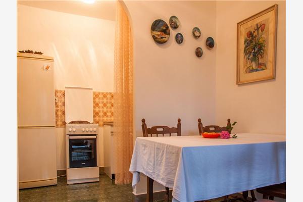 Apartment A1, for 5 persons