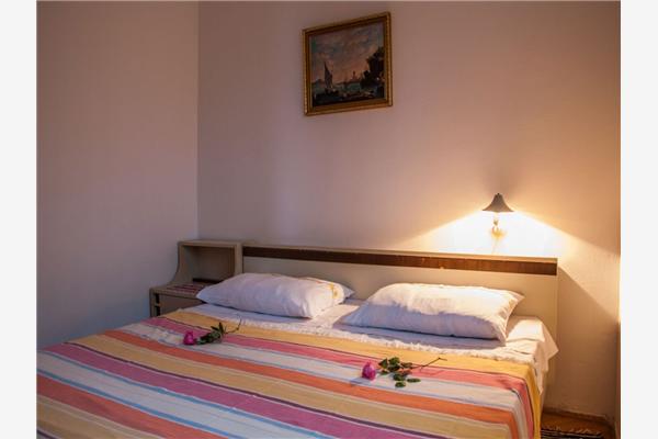 Apartment A1, for 5 persons