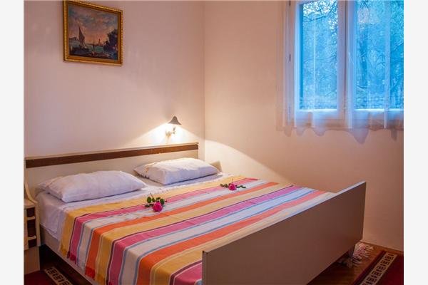 Apartment A1, for 5 persons