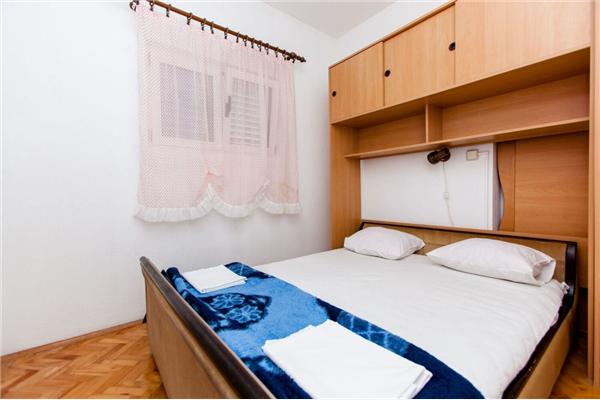 Apartment A2, for 3 persons