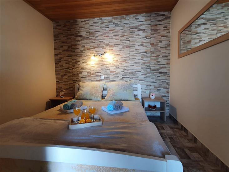 Apartment A2, for 3 persons