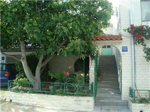 Beachfront accommodation Split and Trogir riviera,BookJureFrom 72 €