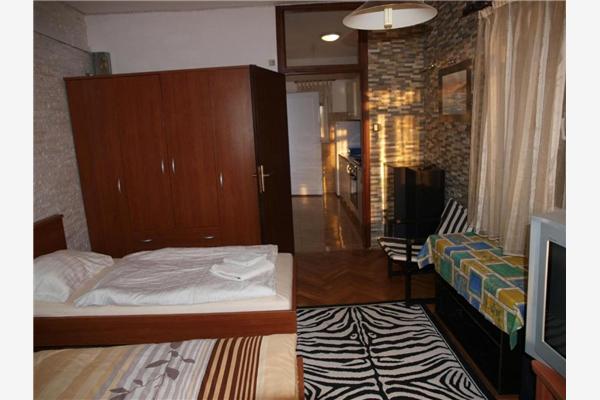 Apartment A1, for 3 persons