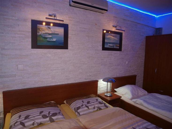 Apartment A1, for 3 persons