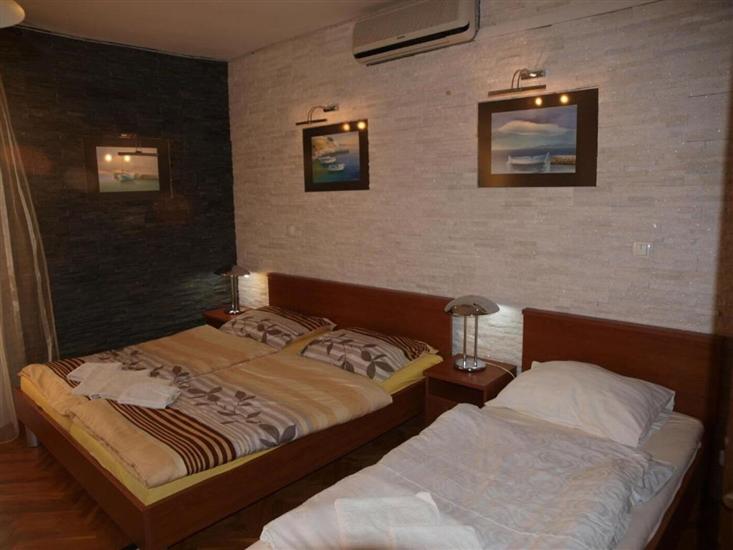 Apartment A1, for 3 persons