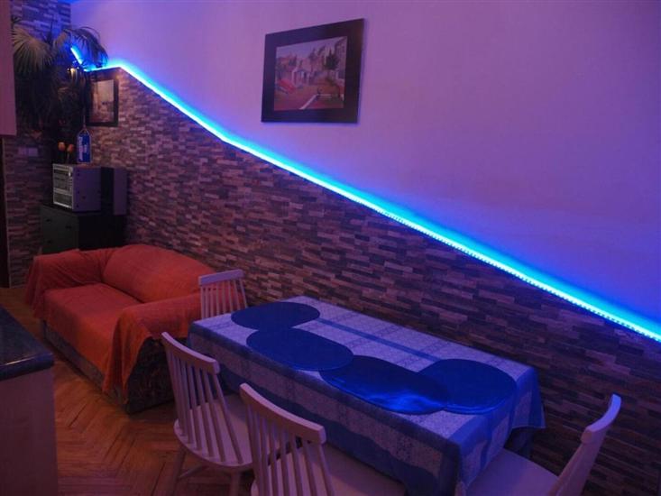 Apartment A2, for 5 persons