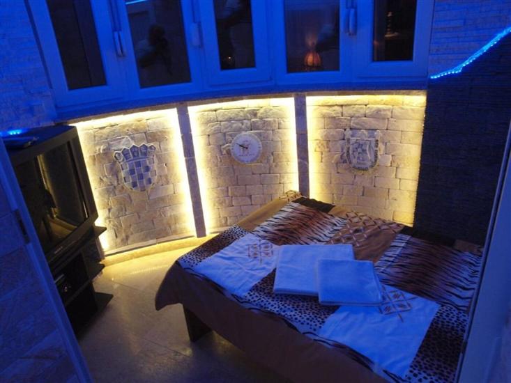 Apartment A2, for 5 persons