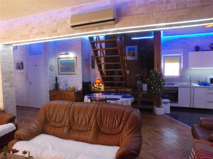 Apartment A3, for 6 persons