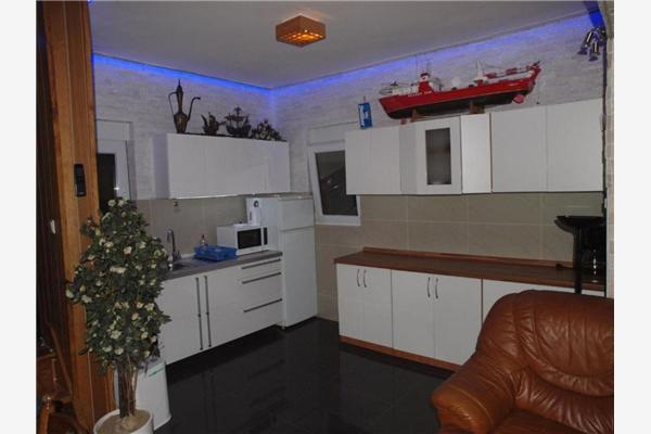 Apartment A3, for 6 persons